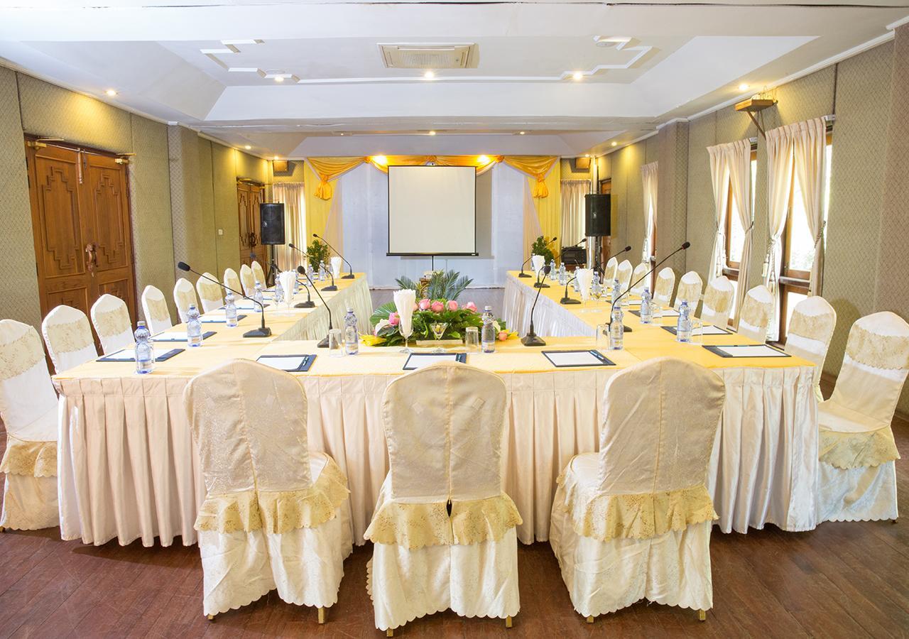 Kma Kaytumadi Hotel Taungoo Exterior photo