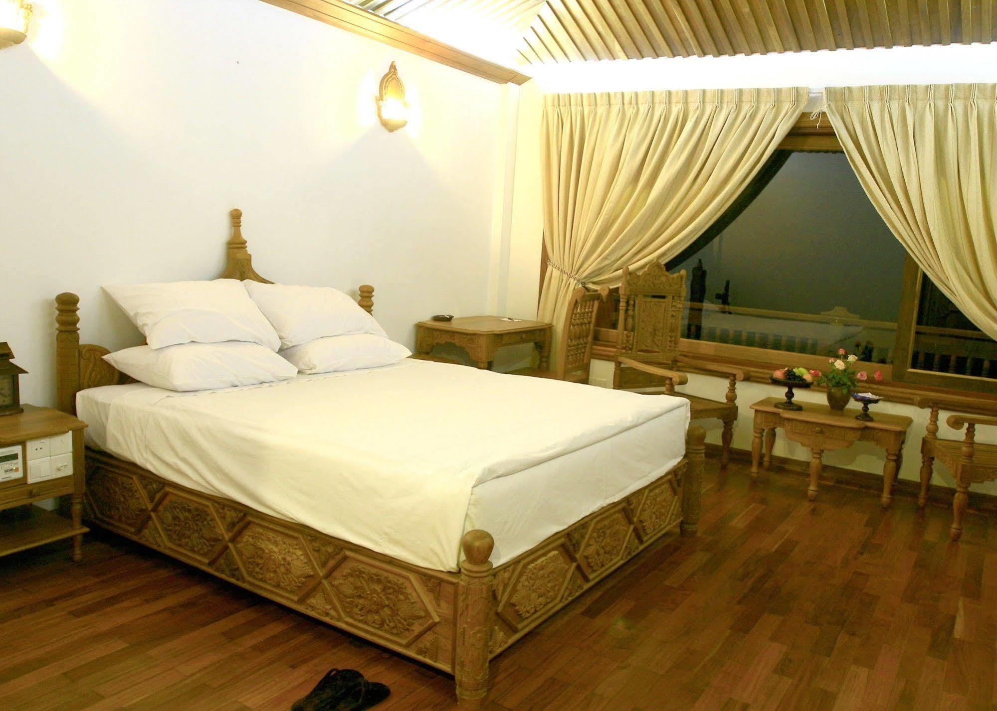 Kma Kaytumadi Hotel Taungoo Exterior photo